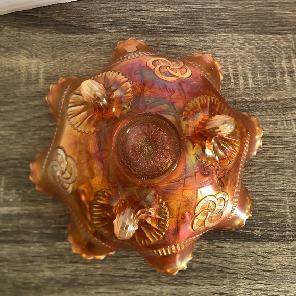 Antique Northwood Iridescent Marigold Wishbone Footed Glass Bowl - Picture 5 of 14